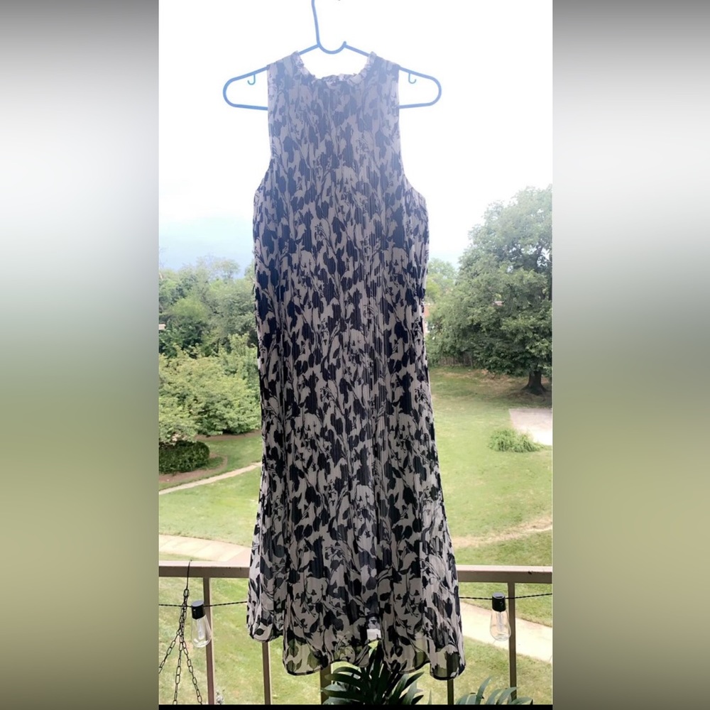 A New Day Medium pleated dress